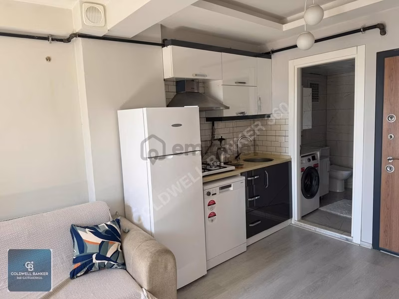 Merkezi Konumda,klimalı , Doğalgazlı Eşyalı 1+1 Daire - 5