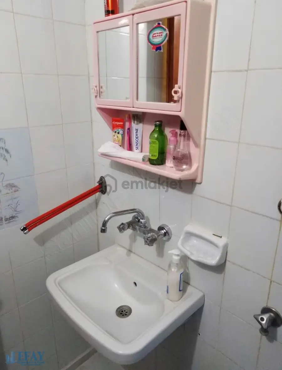 Merkeze Ve Denize Yürüme Mesafesinde Villa - 6