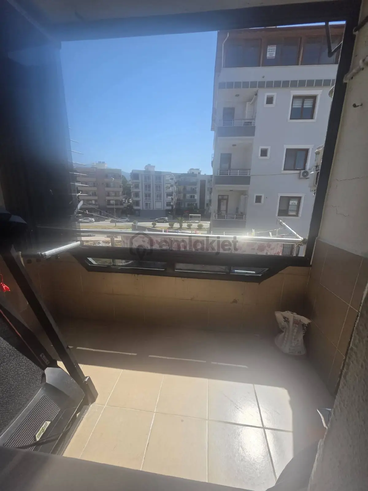 Dogal Gazlı Kombili Satılık Daire - 6