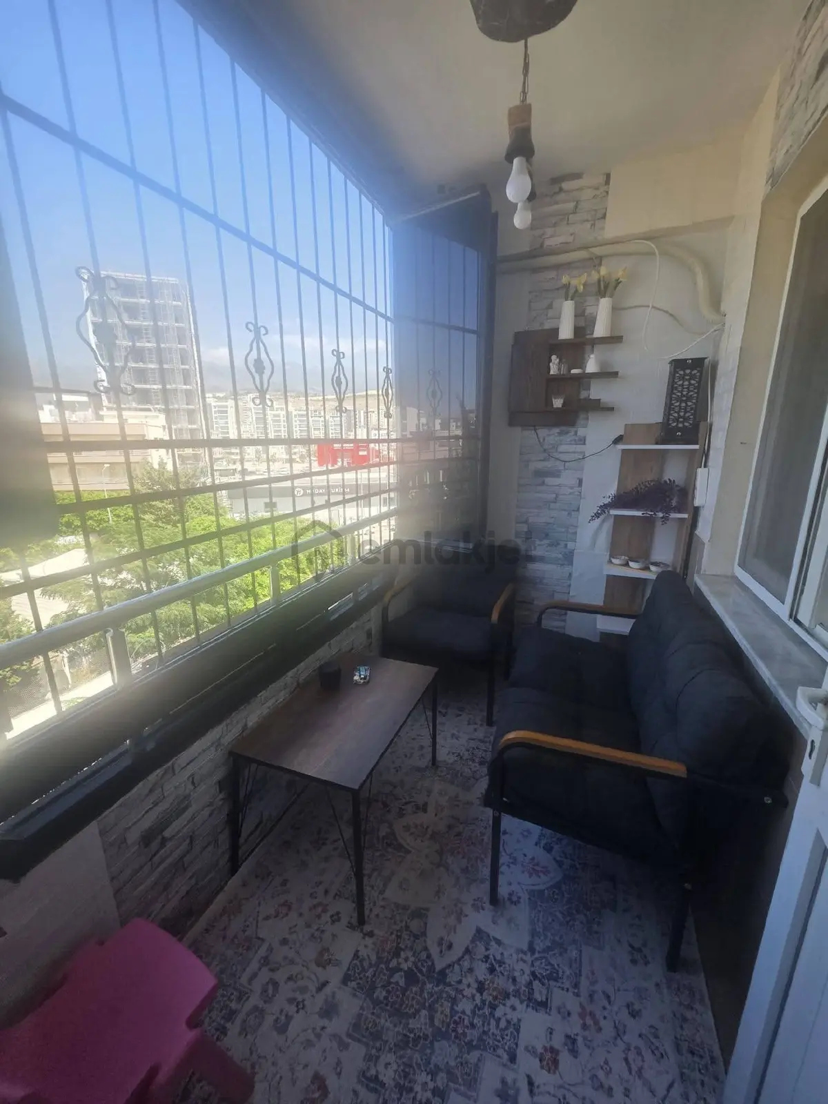 Dogal Gazlı Kombili Satılık Daire