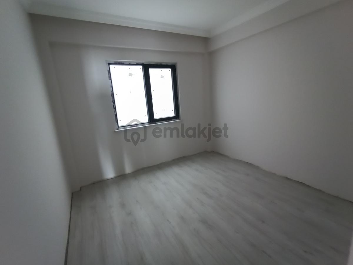 Çınarlı Mah Satılık Sıfır Ebeveyn Banyolu K. Otoparklı 2+1 - 10