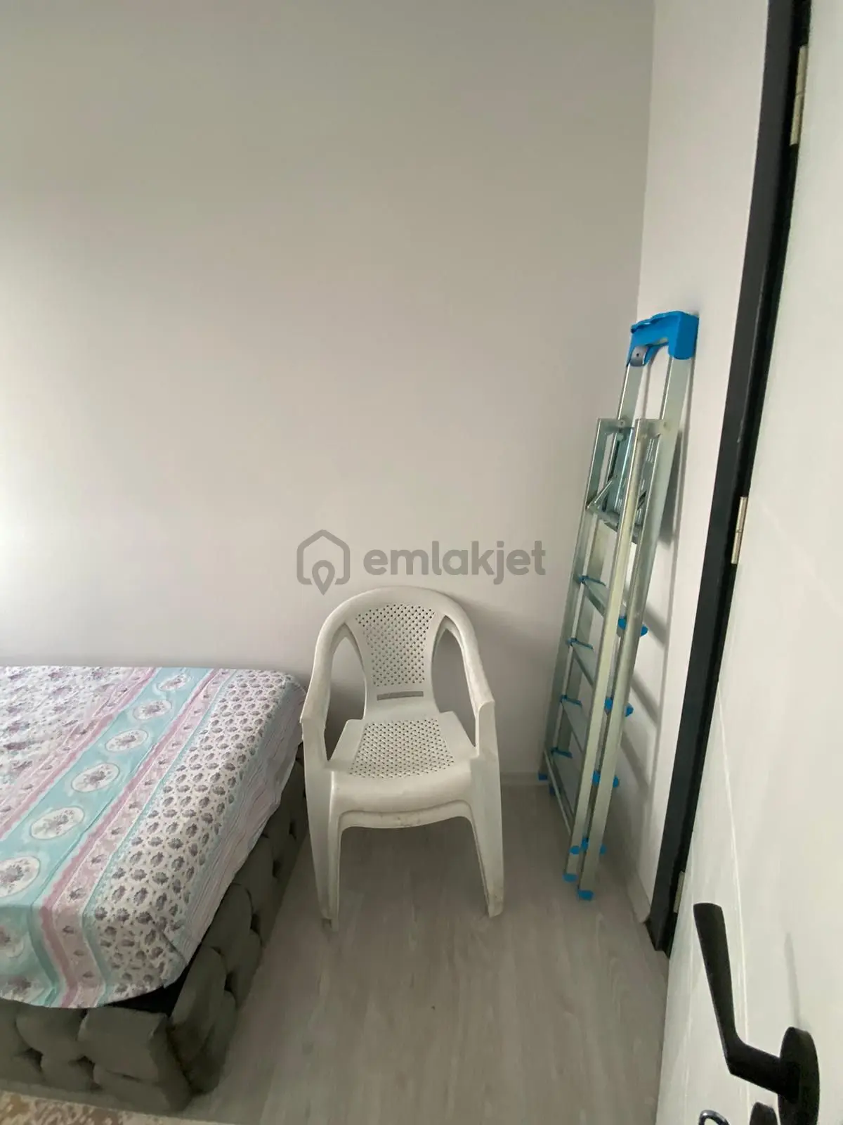 Sarıçam' Da Satılık 1+1eşyalı Daire - 7