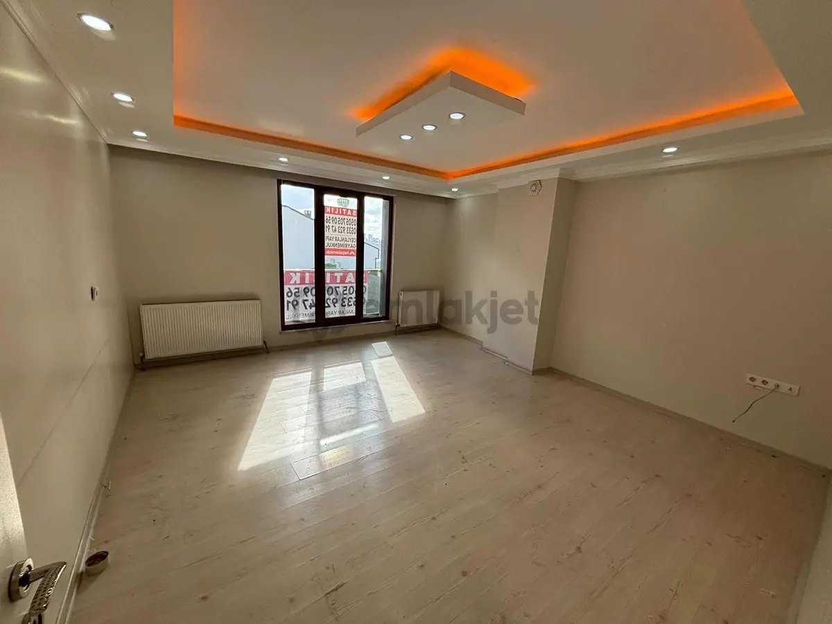 Ceylanlar'dan Halkalı Meydanda 5+2 Kullanışlı Dubleks - 7