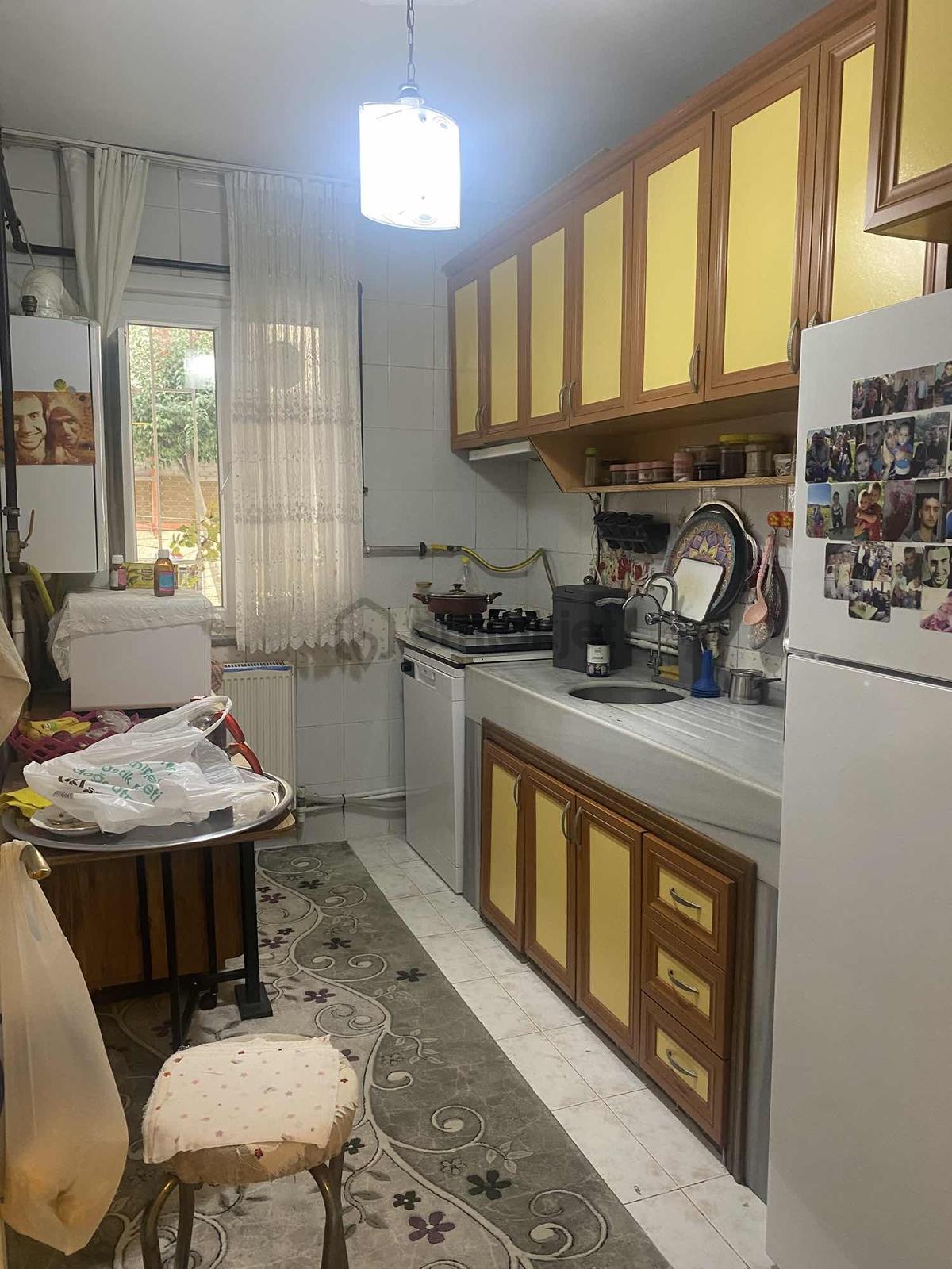 Bağcılar Demirkapı Merkezde 2+1 Balkonlu Yüksek Giriş - 35