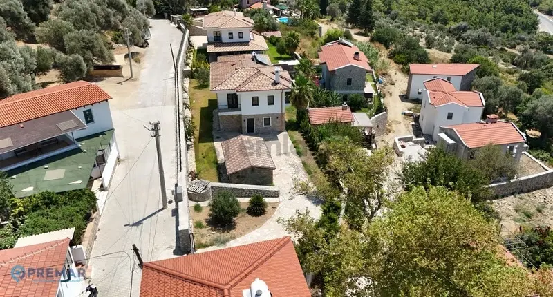 Premar Datça Emecikte Müştemilatlı Otoparklı Havuzlu Özel Villa - 8