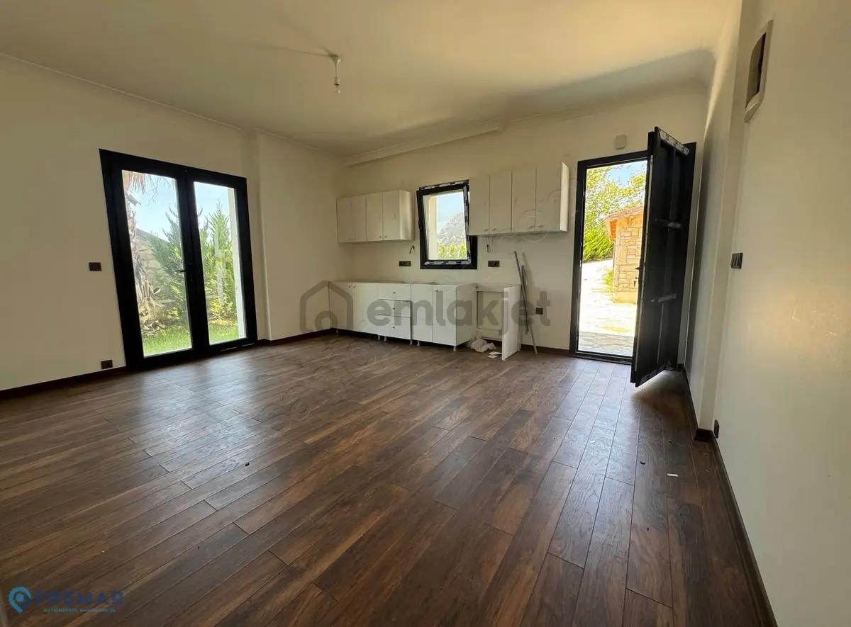 Premar Datça Emecikte Müştemilatlı Otoparklı Havuzlu Özel Villa - 5
