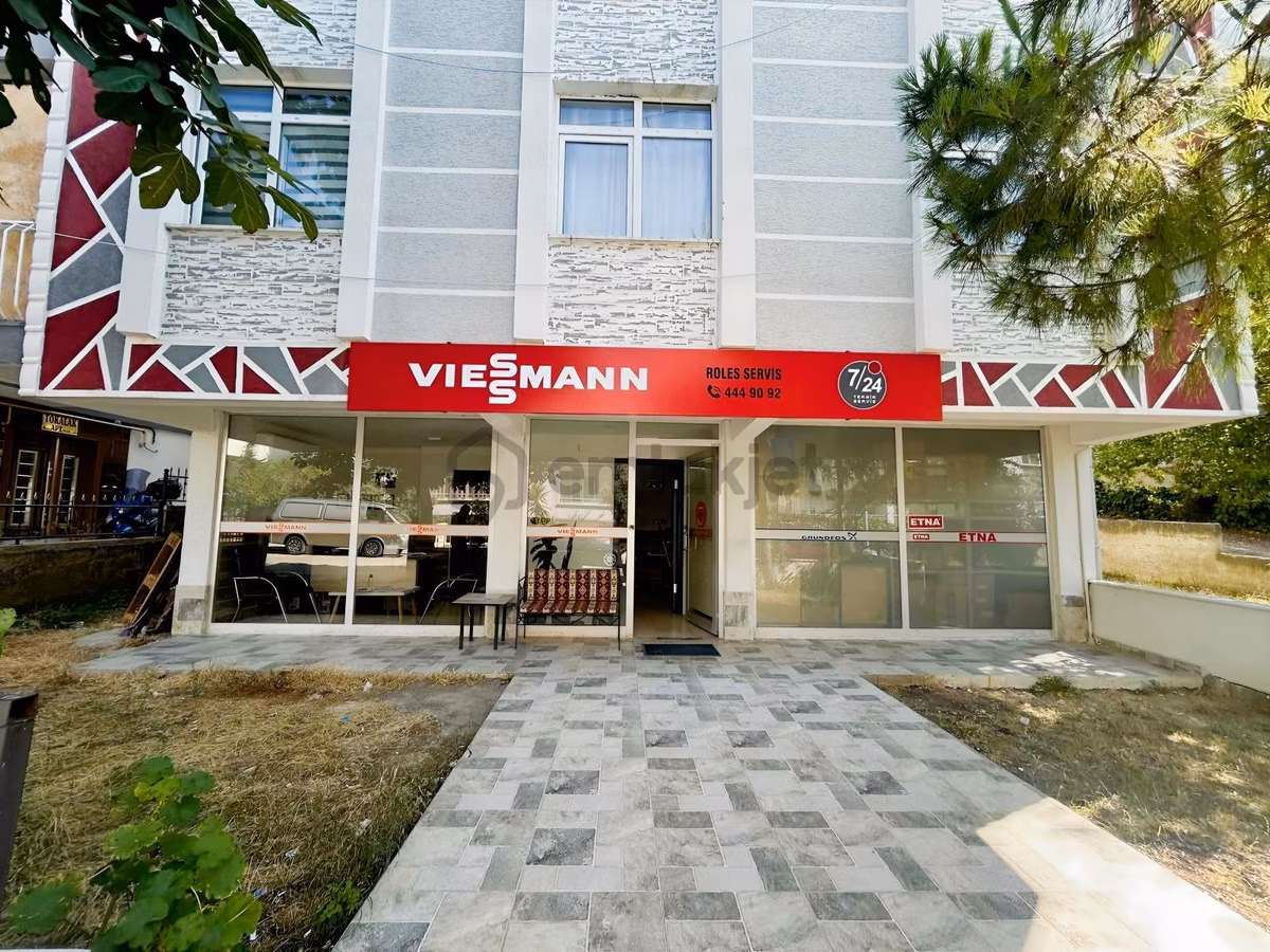 ! Yatırımlık Mükemmel Konumda ! Satılık Dükkan