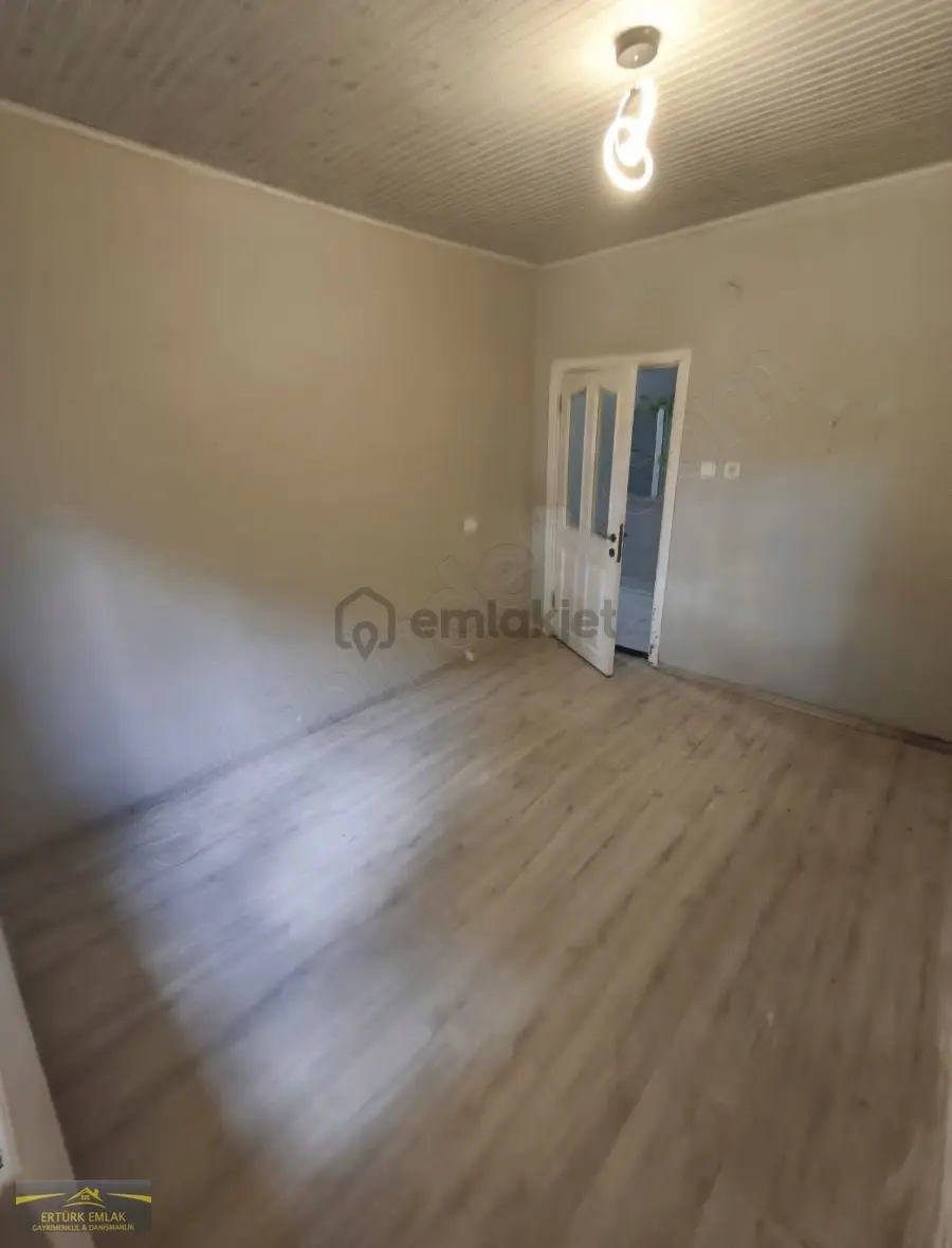 Kiralık Müstakil Daire 2+1 Geniş Balkonlu - 3