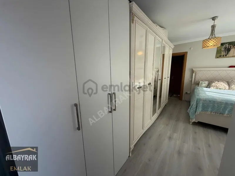 Albayrak Emlaktan Ara Kat Ön Çephe 3+1 Köşe Başı Daire - 10