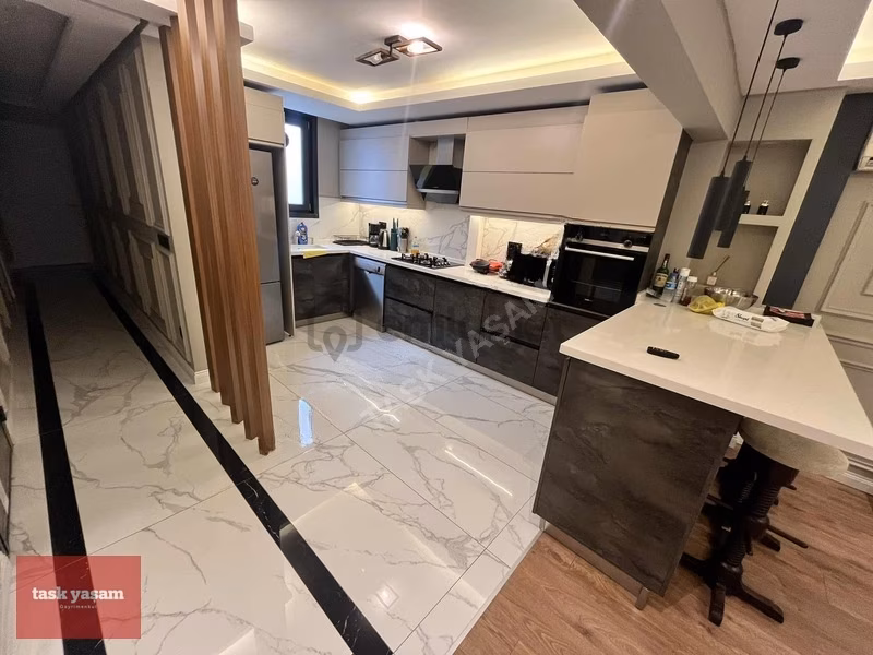 Nişantaşında 4+1 160m2 Full Tadilatlı Satılık Lüks Daire - 13