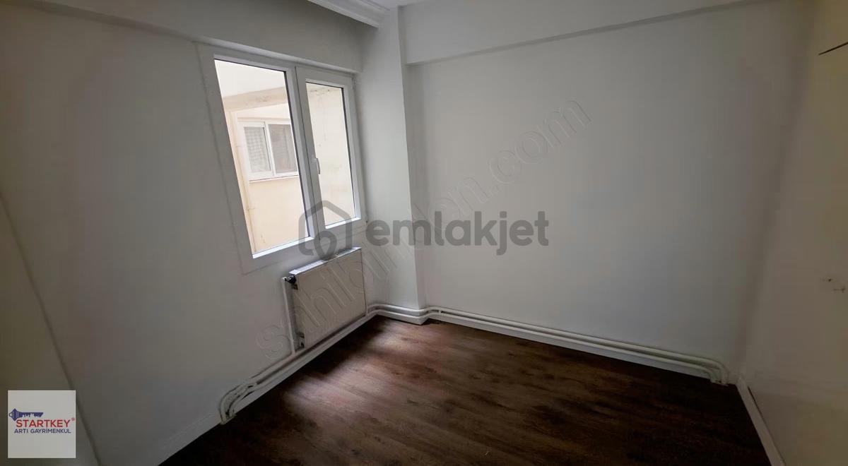 Bostanlı Kiralık 3+1 Daire - Asansör, Otopark, Komple Tadilatlı - 24