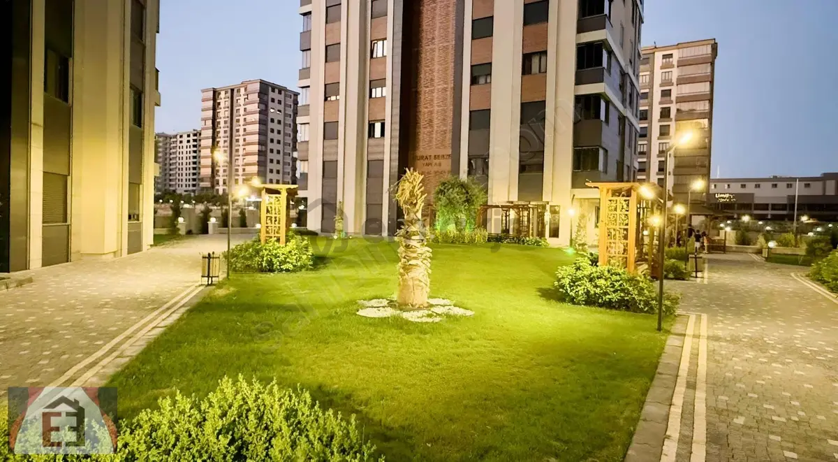 Extralı Fırsat Akıllı Seçkin Sitede 4+1 - 3