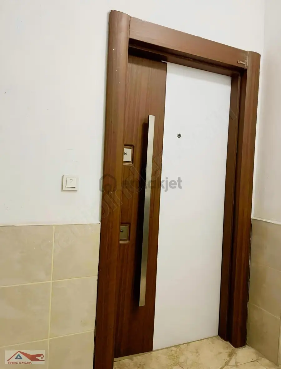 Katta Kullanışlı Asansörlü Ferah Daire - 13