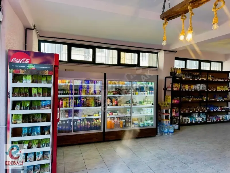 175 M2 Satılık Dükkan Düz Ayak Güzel Konumda - 9