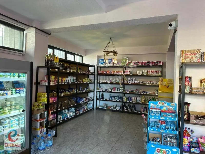 175 M2 Satılık Dükkan Düz Ayak Güzel Konumda - 5