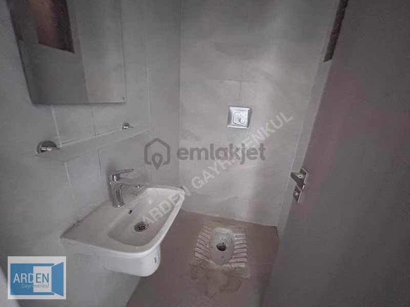 Seferihisar Toki'de Kiralık 2+1 Daire - 90m² Net - 29