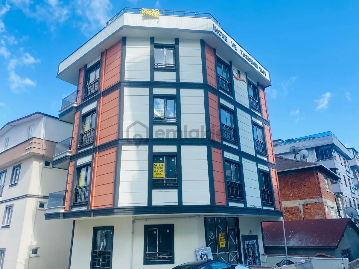 Yenidoğan Mevlana Mahallesi Ara Kat | 2+1 | 85 M² - 34
