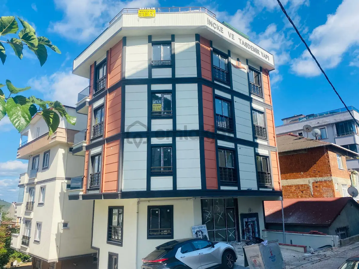 Yenidoğan Mevlana Mahallesi Ara Kat | 2+1 | 85 M² - 33