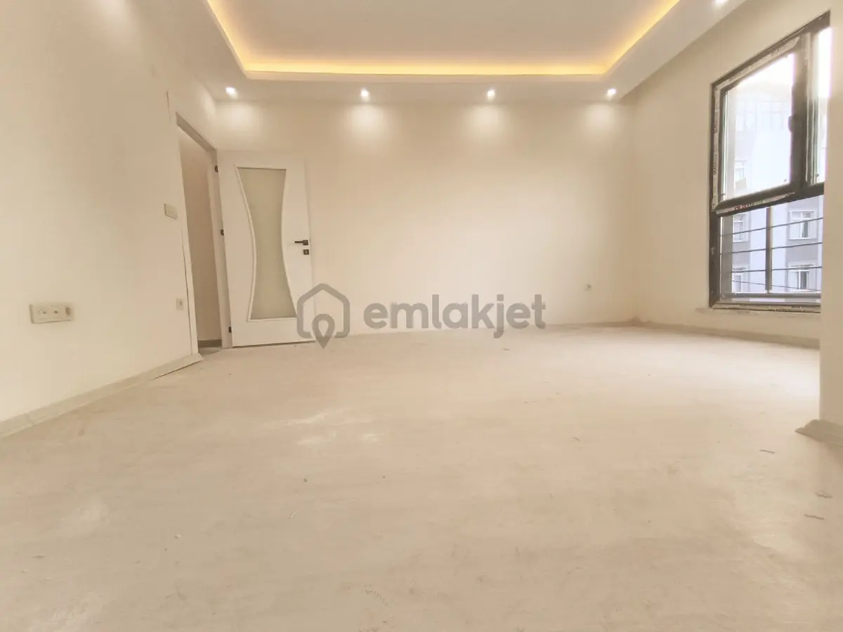 Yenidoğan Mevlana Mahallesi Ara Kat | 2+1 | 85 M² - 6