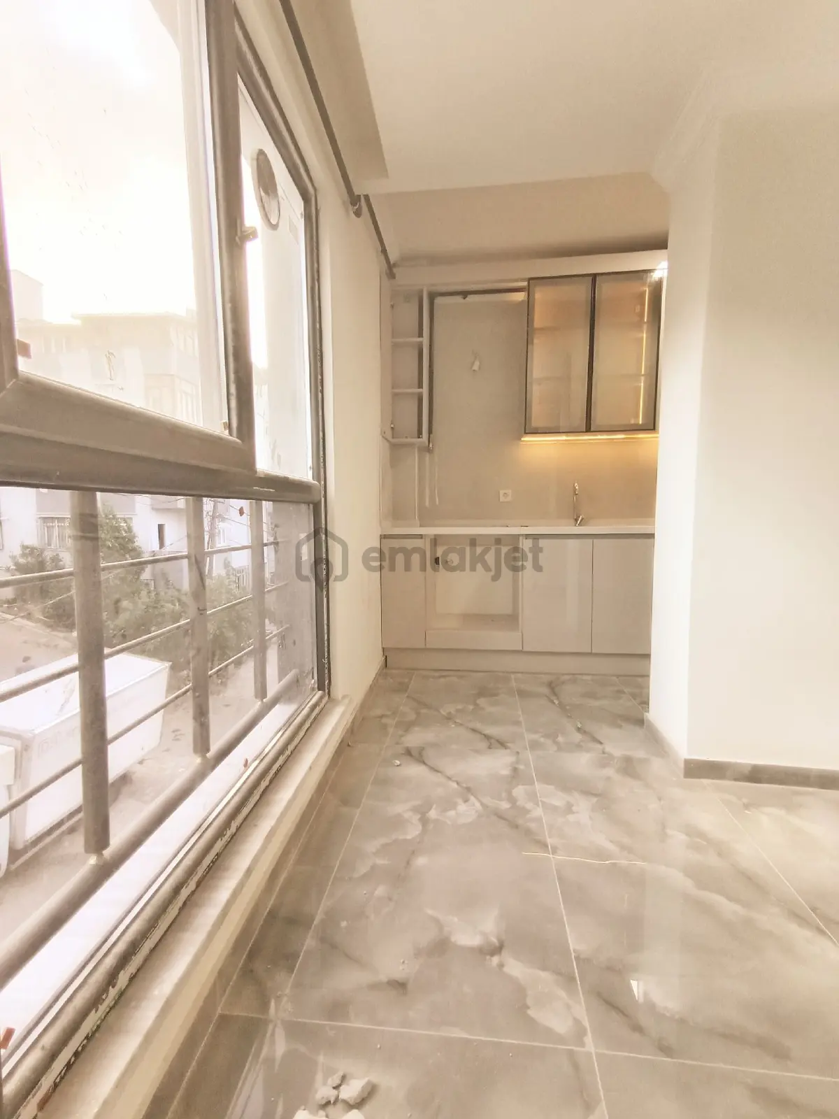 Yenidoğan Mevlana Mahallesi Ara Kat | 2+1 | 85 M² - 27