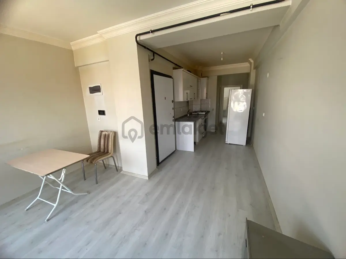 Mahsen Mah Satlık 1+1 60m2 - 15