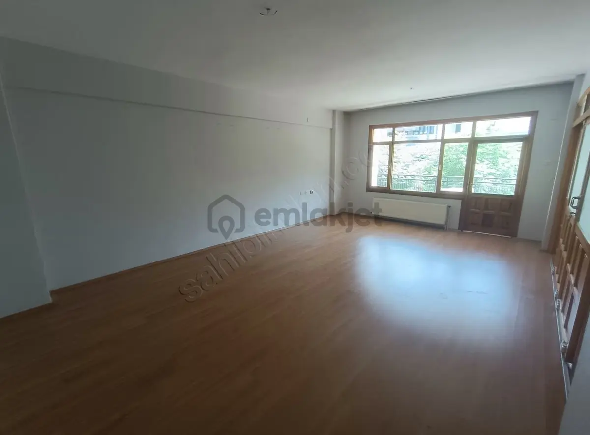 Menderes Caddesi Üzerinde 2.kat 3+1 Kiralık Daire - 15