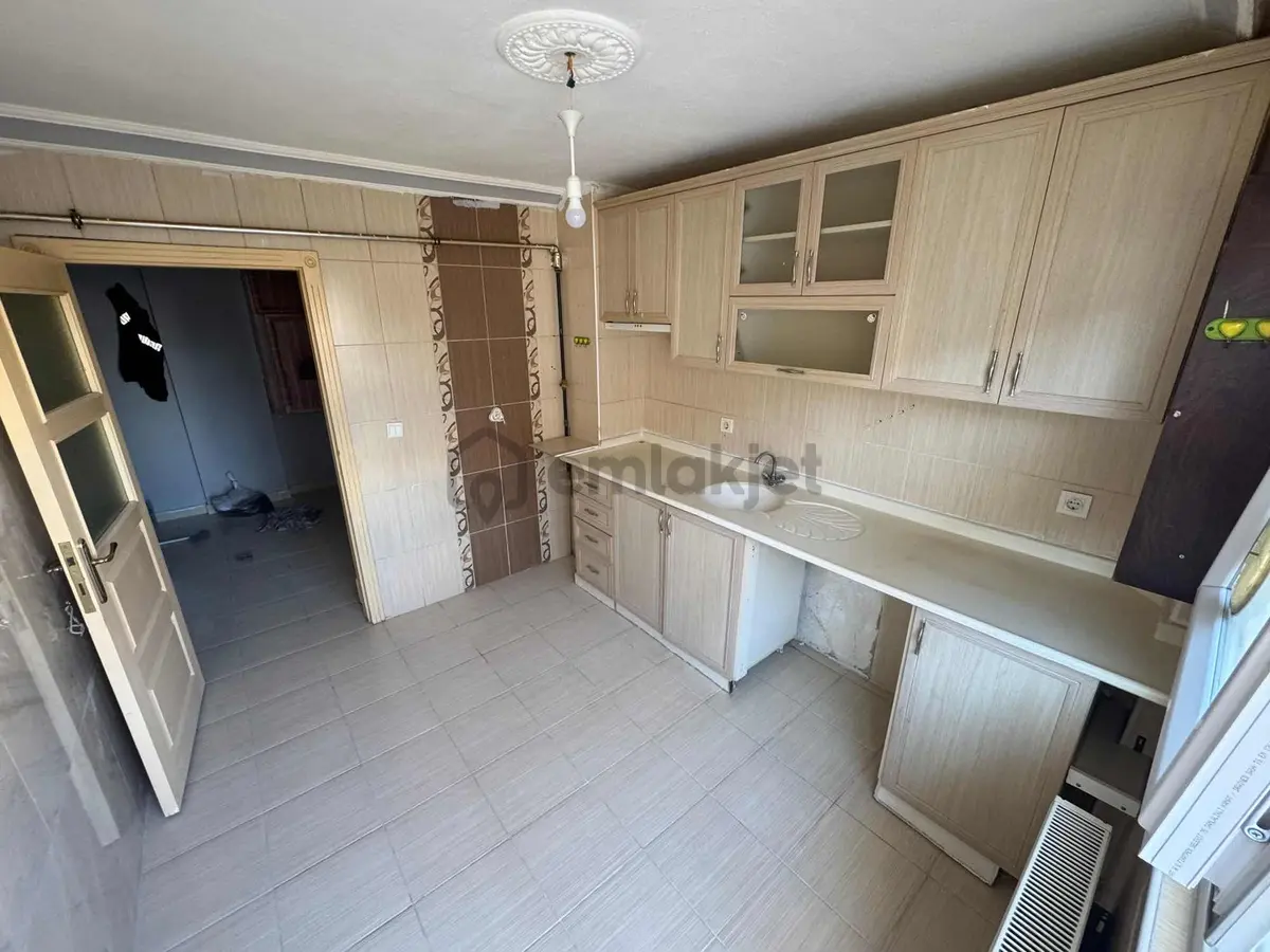 Salon Bağımsız Boyalı Temiz 3+1 Kiralık Daire - 19