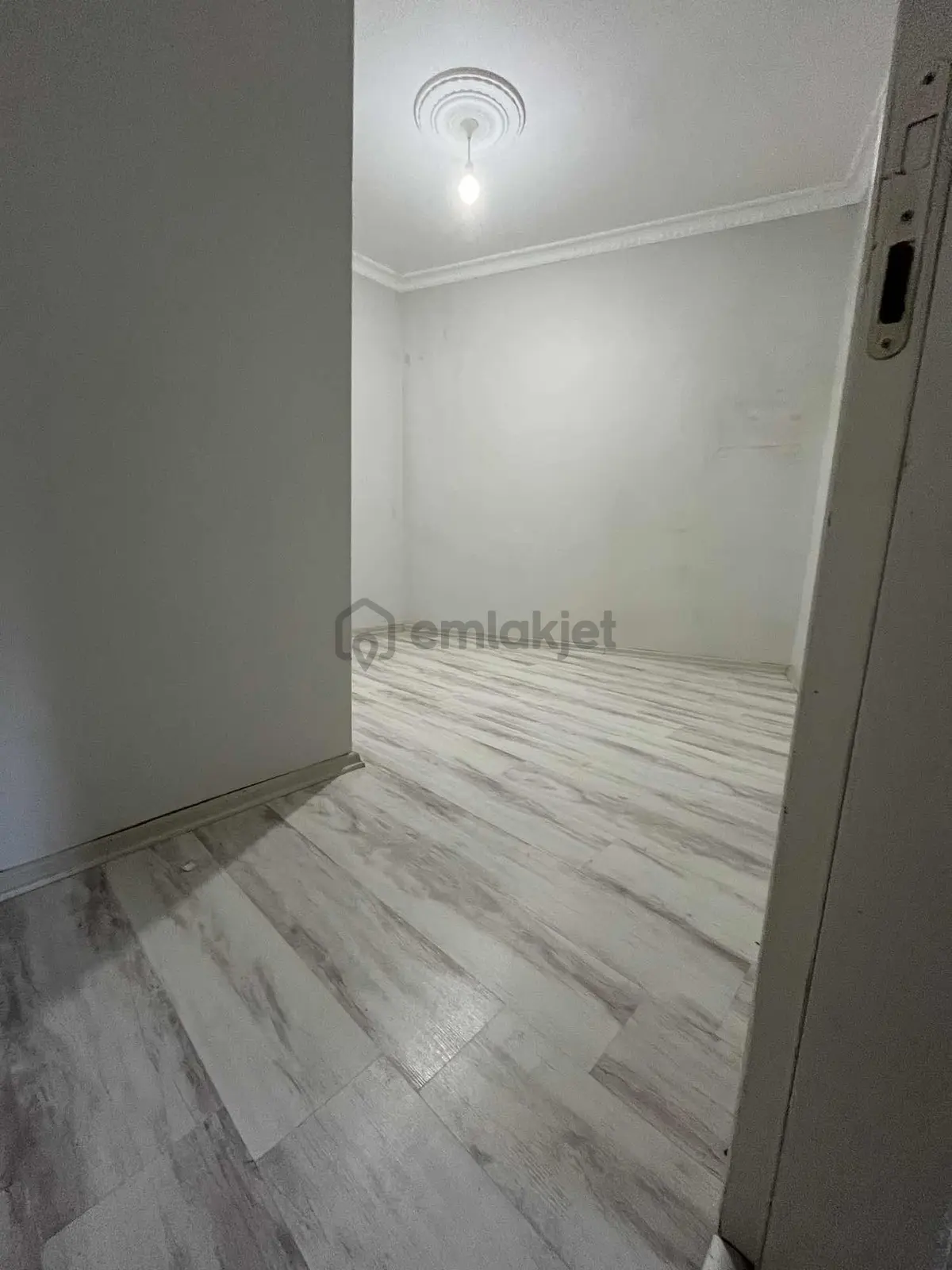 Kiralık 2+1 Çatı Katı - 3