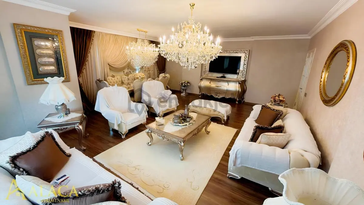 Yeşilköy Merkezde 180 M² Geniş 3.kat Daire - 19