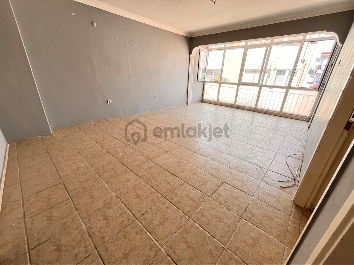 Üçyol Metro Yakını 2+1 90m2 Arakat Ferah Daire - 3