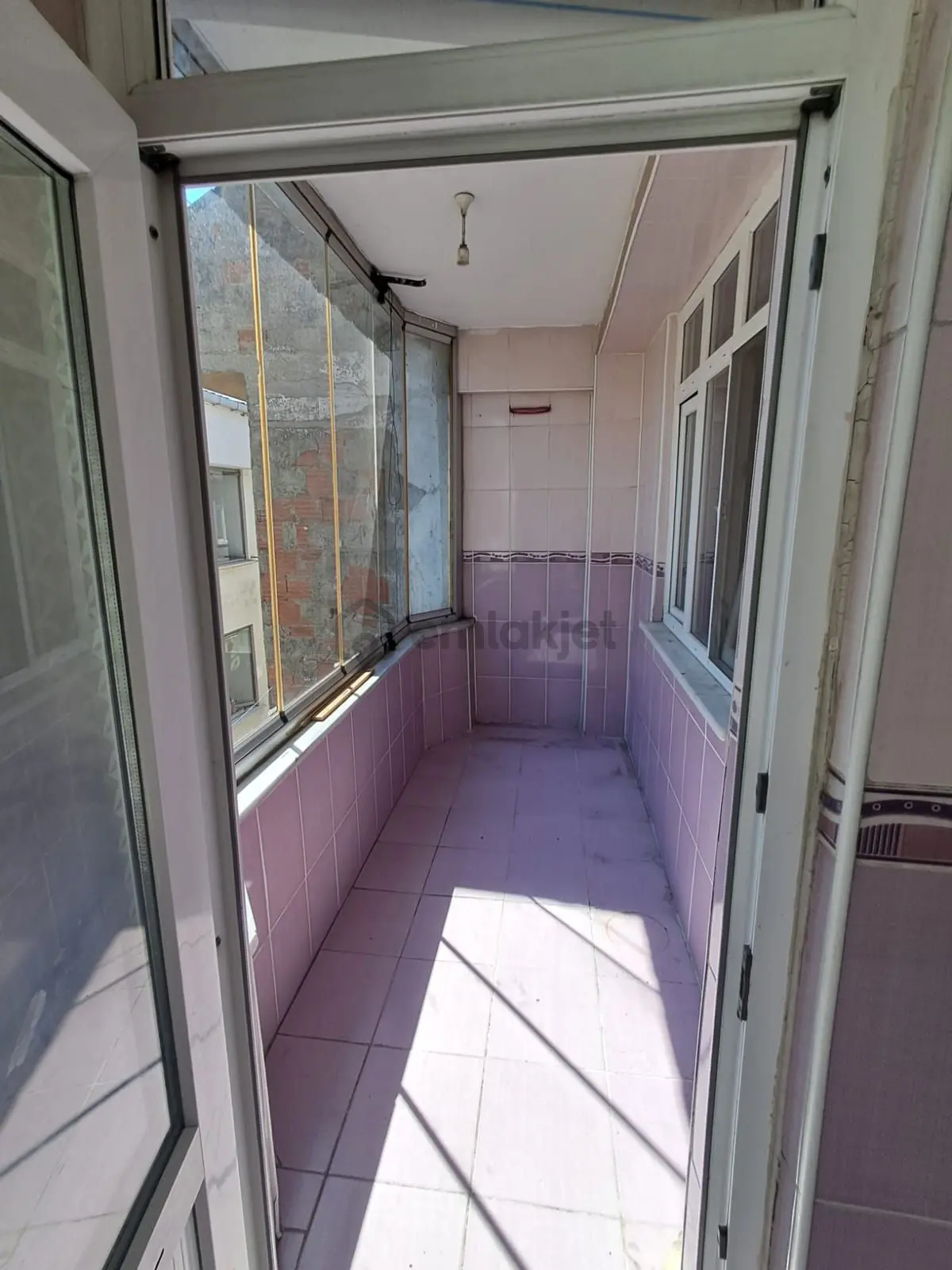 Esenyurt İncirtepe Mah Satılık Daire Tabelada İskanlı - 10