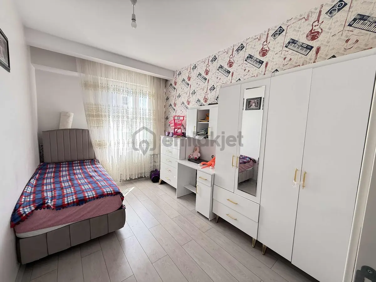 Bağcılar'da Nevruz Civarı 2+1 Satılık Daire - 12