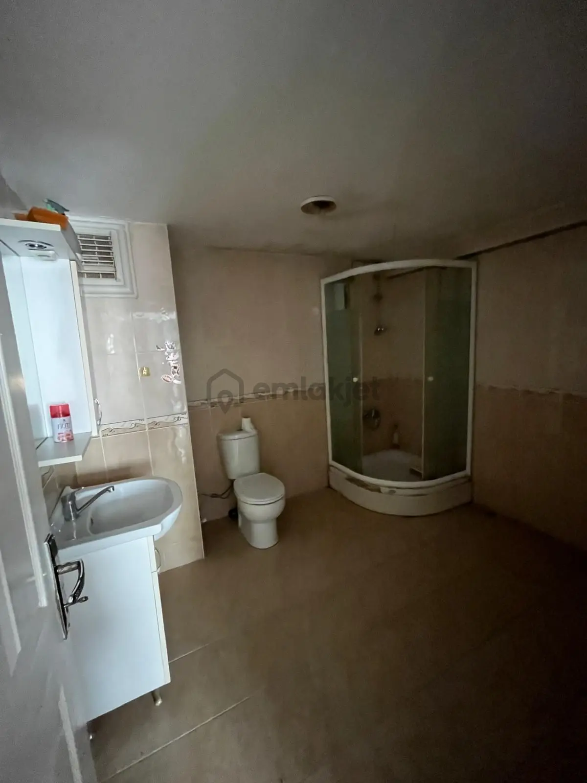 Cide Demirtaş Emlaktan Kiralık 1+1 Daire - 9