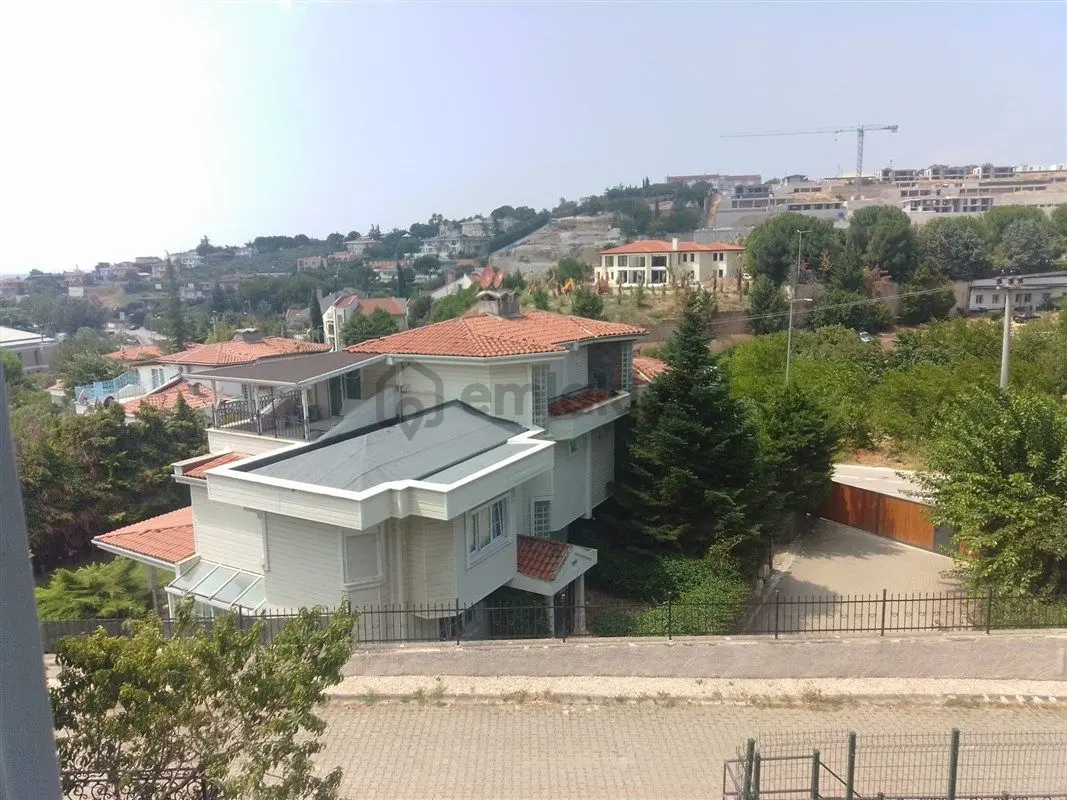 Mudanya Bademli'de 5+1 Manzaralı Kiralık Villa - 12