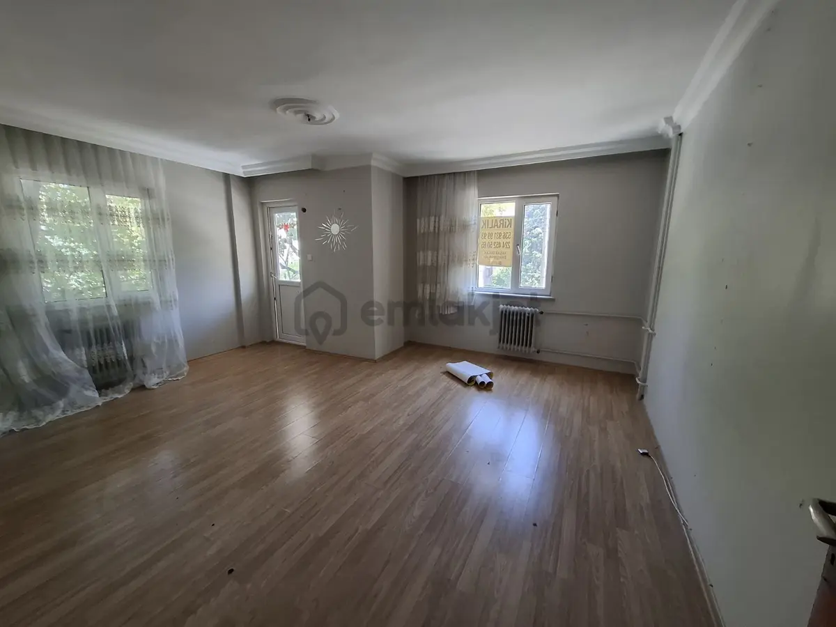 Bursa Nilüfer Beşevler Cadde Üzerin De Kiralık Daire - 18