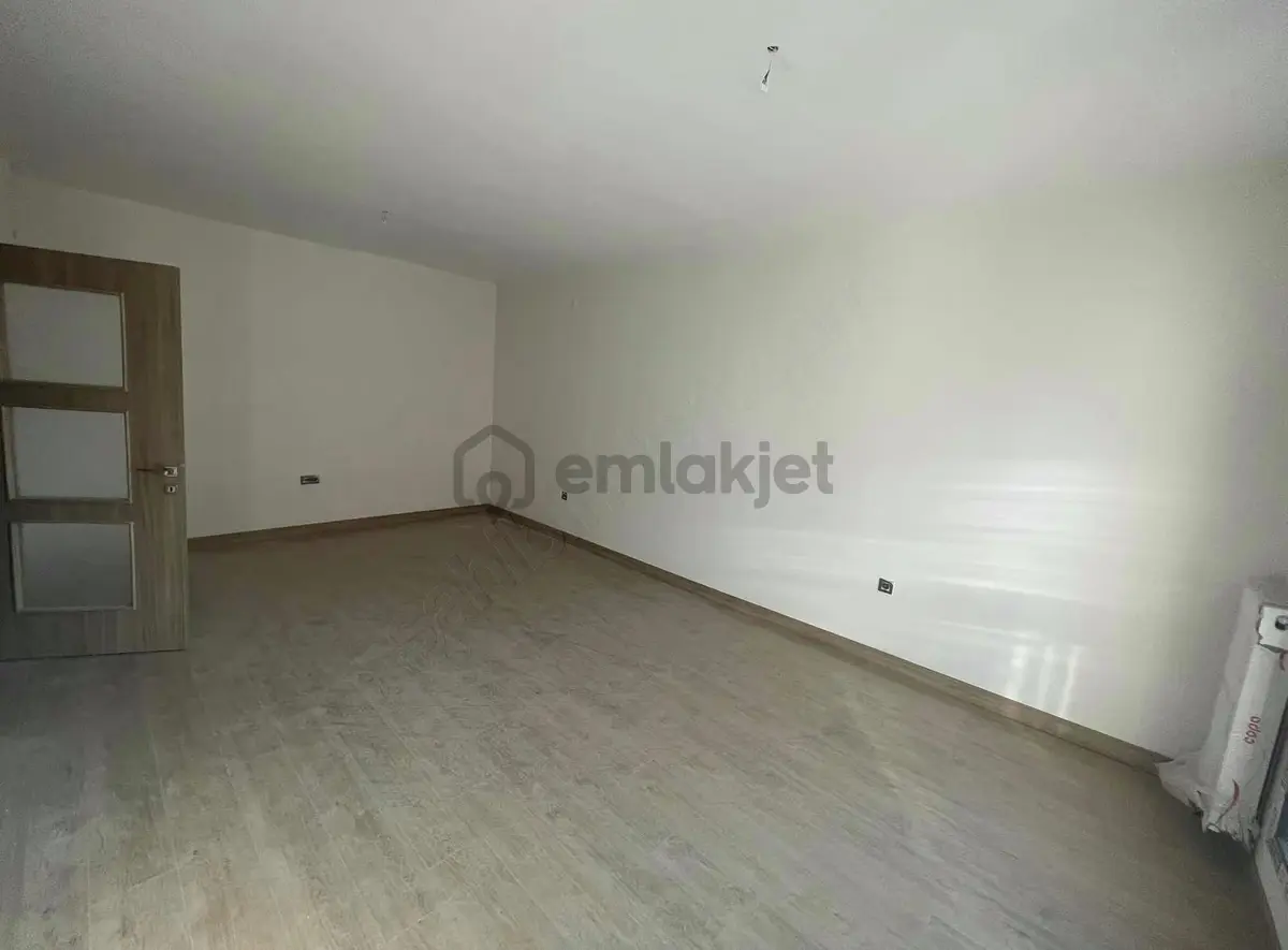 Akçakıraz Tokilerde 3+1 Kiralık Daire - 8