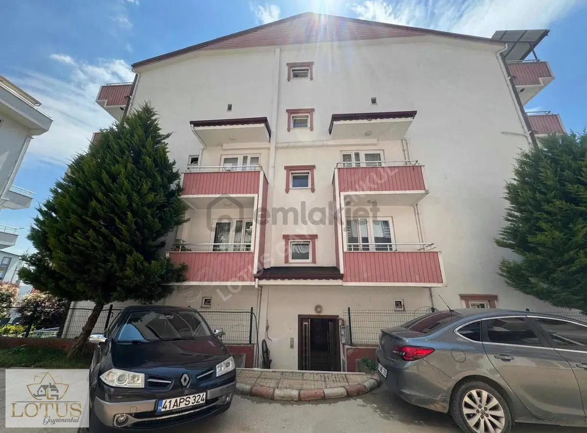 Fırsat !!! Boğazova Caddesi Manzaralı Satılık 2+1 Dubleks Daire - 32