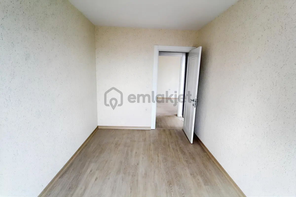 Startkey Yönden Bakyapı Prestij Konutlarında Şehir Manzaralı 3+1 - 9