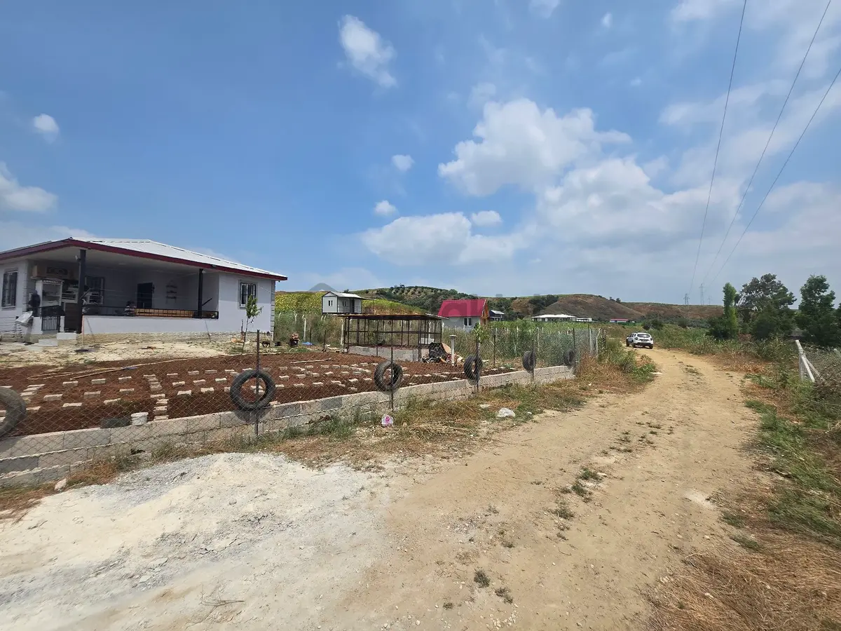Vesile'den Suyu Çekili 340 M² - 3