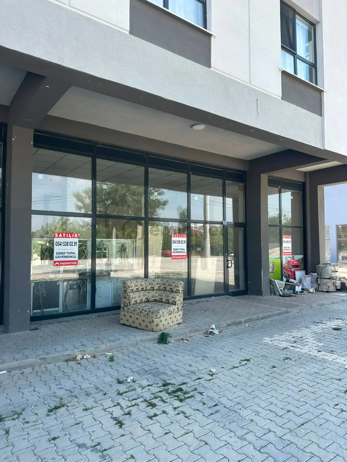 Karaaslan'da, Asar Çayı Caddesi Üzerinde Satılık 75 Metrekare Dükkan!
