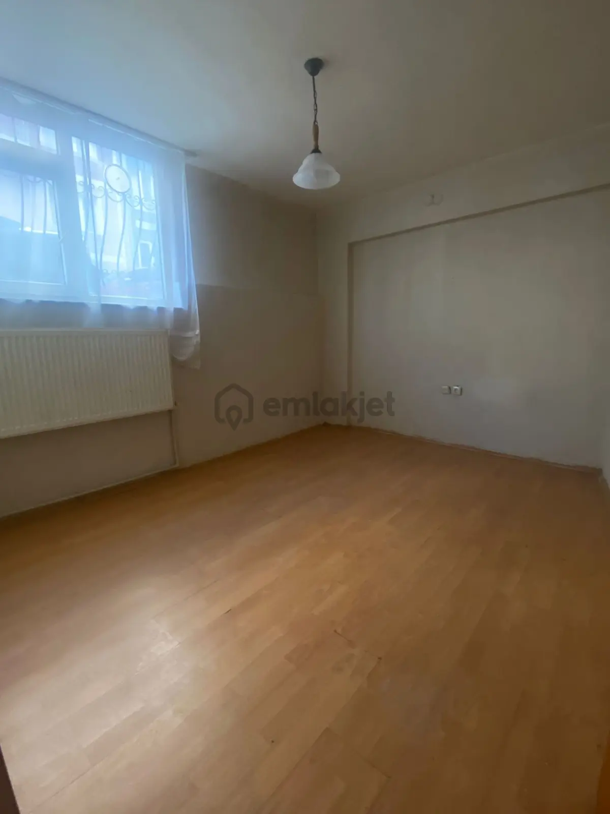 Bursa Yeni Mahallede 2+1 Amerikan Mutfak 45m2 Giriş Kat