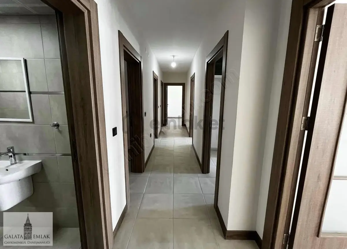 Galata'dan Başharık Toki'de 3+1 Daire - 10