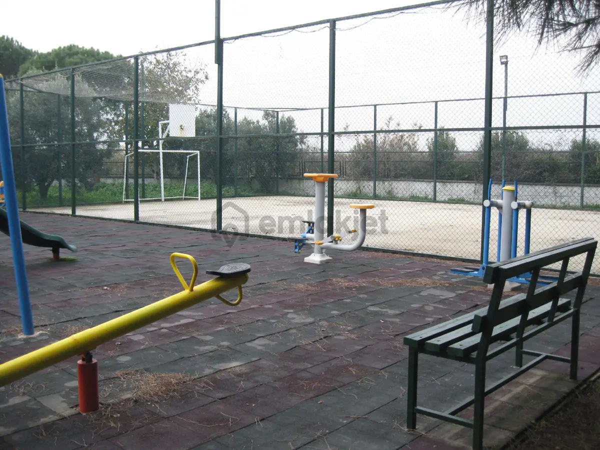 Sahibinden Havuzlu Sitede Bahçeli Villa - 15