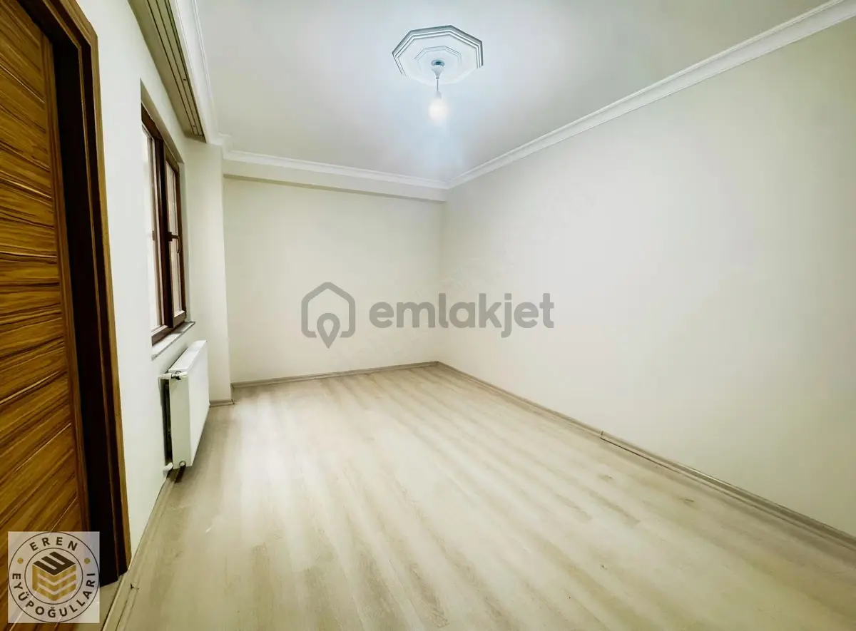 B.paşa Orta Mah. Cadde Üstü 3+1 Ara Kat Kiralık Daire - 14