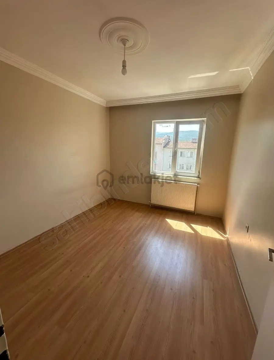 Bursa Emlak Alem-i Soydaşkent Sitesinde 2+1 4 Kat Kiralık Daire - 4