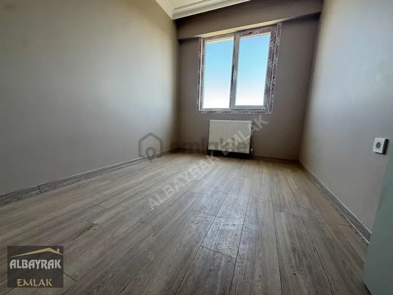 Albayrak Emlaktan Ara Kat Ön Cephe Ptoparklı Daire - 10