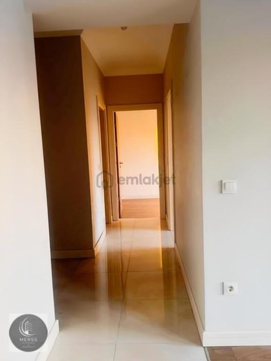 Sultanbeyli Suryapı İlkbaharda 93 M2 2+1 Daire Peyzaj Manzaralı - 11