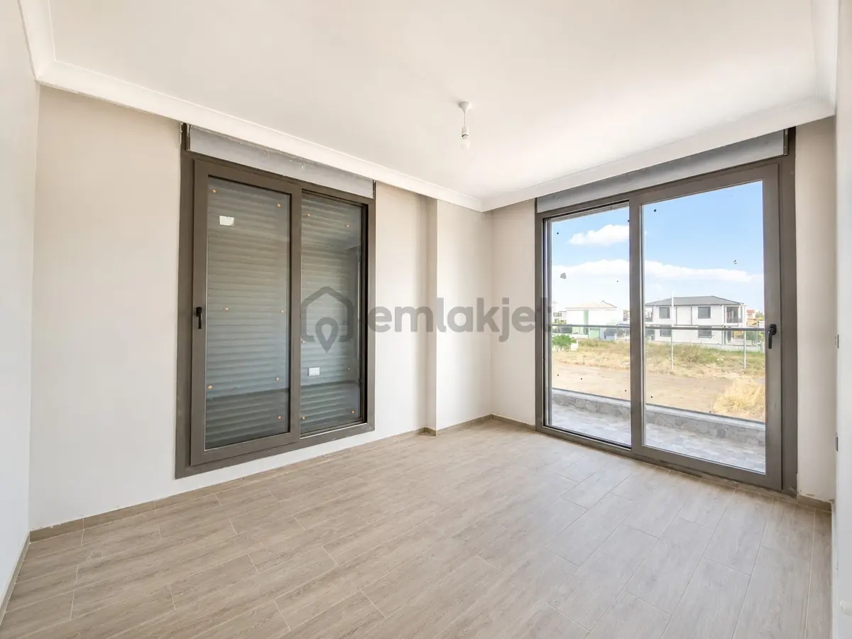 Umas Solutıon'dan Müstakil Bahçeli - Önü Açık Ferah 3+1 Villa - 24