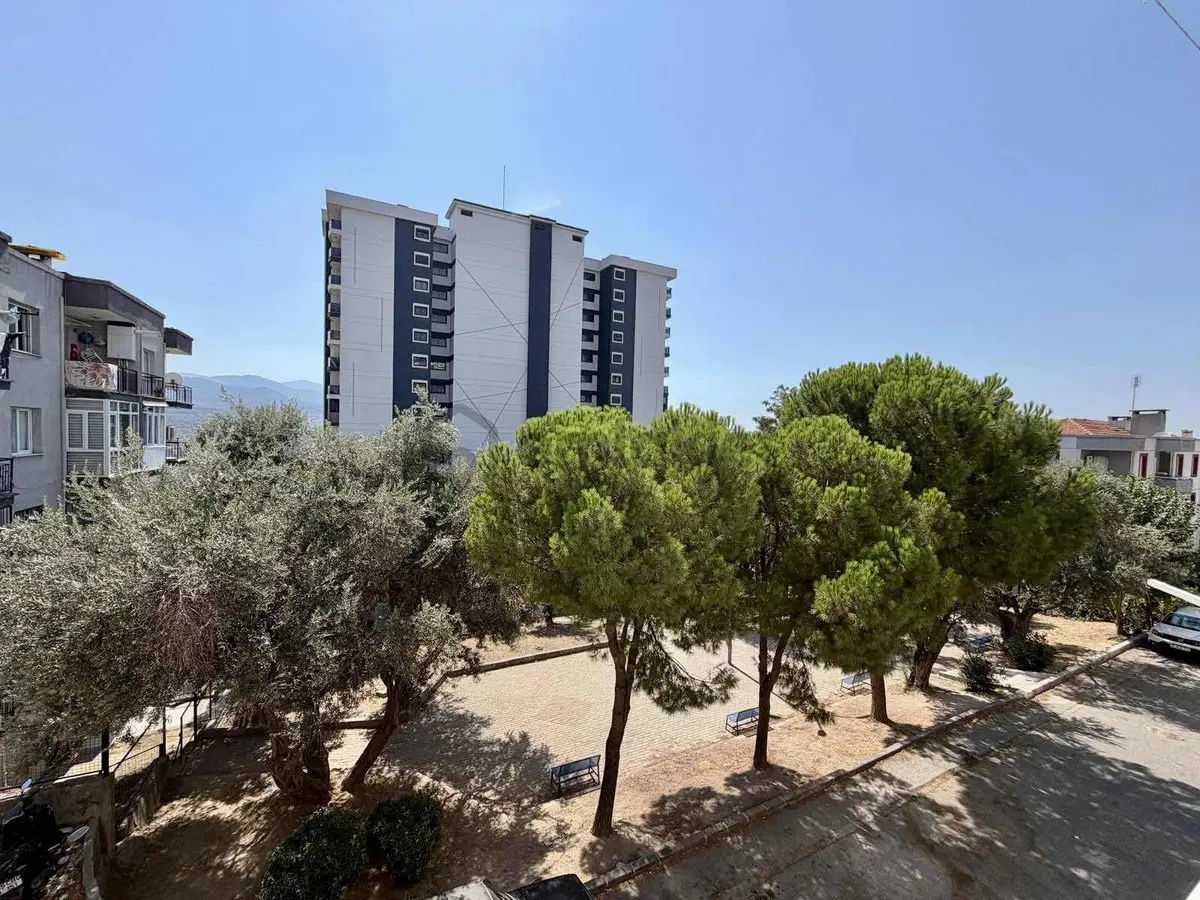 Türker Emlak 3+1 115m2 Çift Cephe Çift Balkon Doğalgazlı - 32