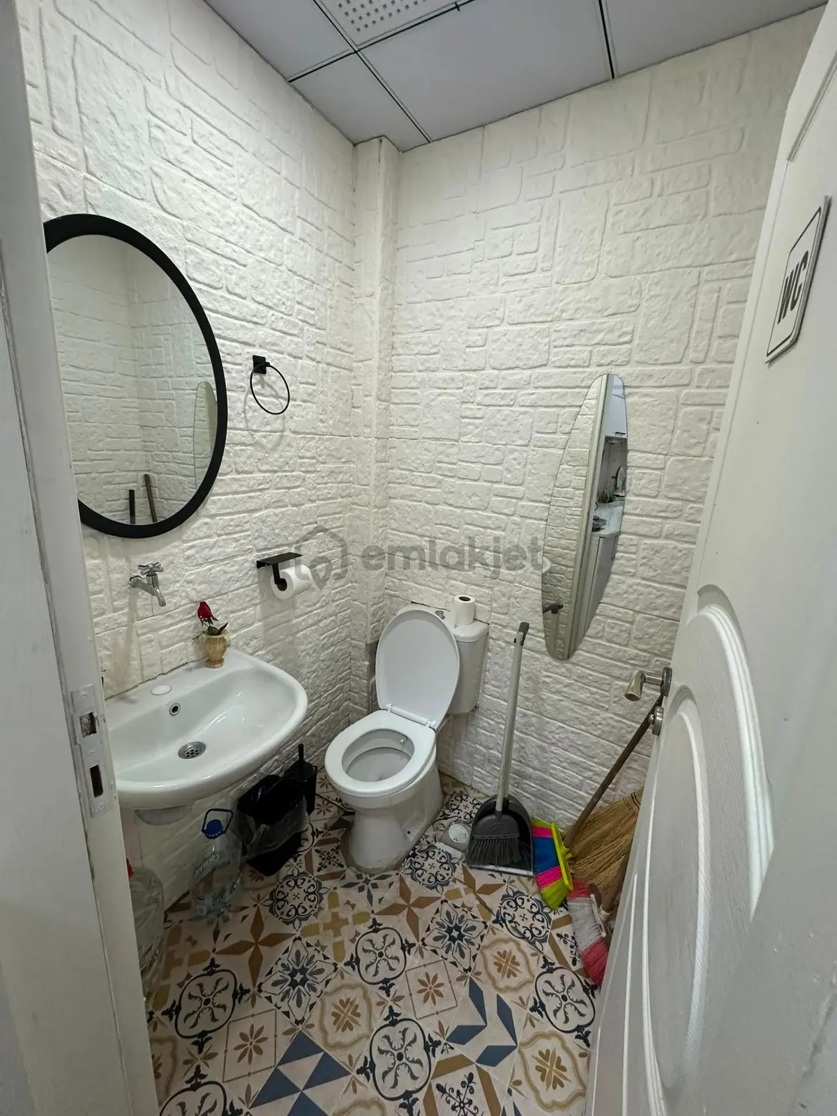 Kurumsal Kiracılı Satılık Dükkan - 15